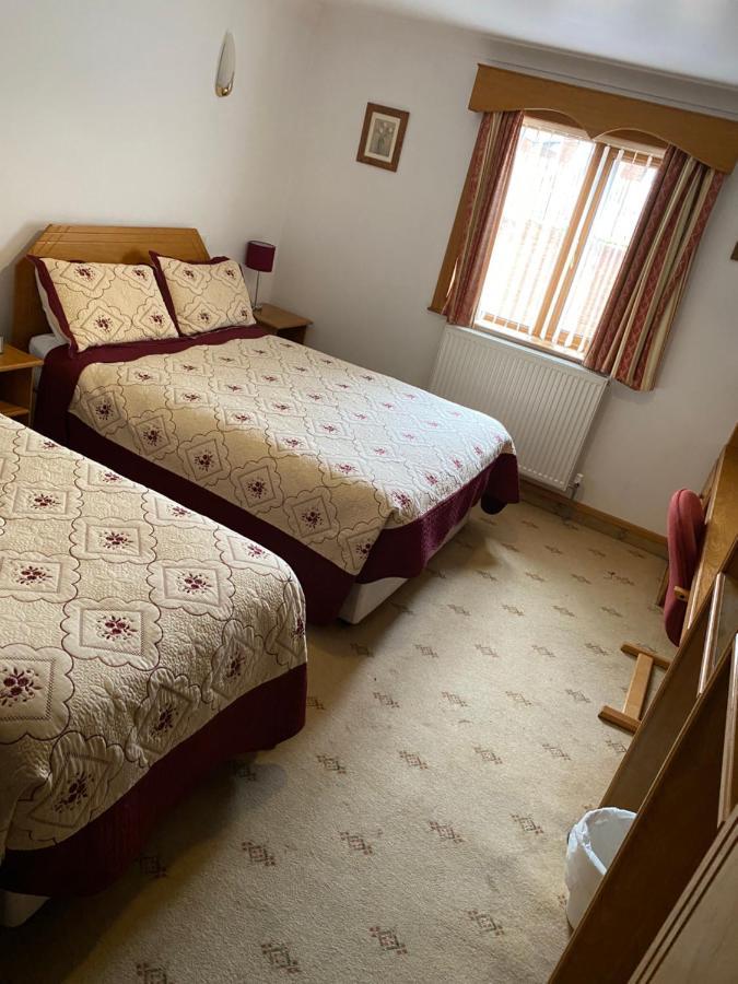 Bessemer Hotel Мертир-Тидвилл Экстерьер фото
